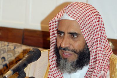 الداعية عوض القرني يكشف عن مشنقة نصبتها أمريكا للسعودية.. وهذه خطة للرد عليها!