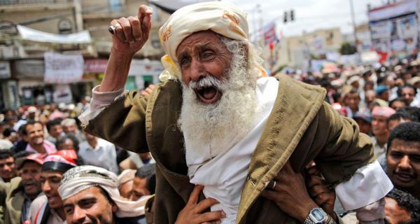فورين بوليسي: جنون العظمة يورط آل سعود.. والامريكيين بدأوا يعرفون أكثر عن اليمن وأين تقع (تفاصيل)