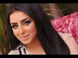 شاهد لأول مرة صورة والدة الفنانة البحرينية المهرة