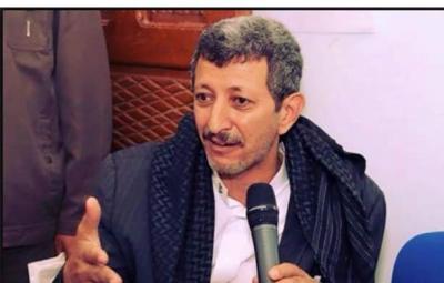 الشيخ النزيلي يحكِّم بيت العقاب على اثر اختطاف الشيخ العقاب من قبل اشخاص من بيت النزيلي بإب