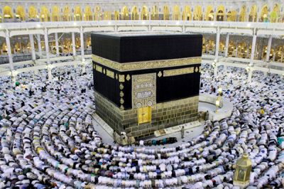 السلطات السعودية تنجح في القاء القبض على بوذي أساء للكعبة المشرفة 