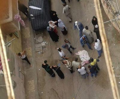 مصرية تركت طفلها نائماً وعادت لتجده جثة بالشارع