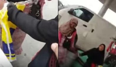 شاهد: ماذا وجد سعودي على قميص فتيات يمنيات يتسولن في شوارع الرياض!