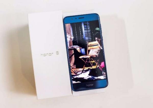 5 أسباب تدفعك لشراء هاتف "honor 8"