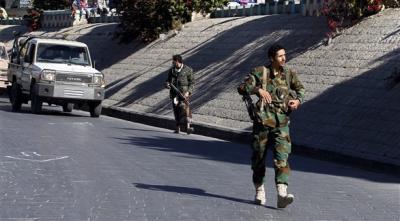 صحيفة اماراتية تفجر مفاجئة غير متوقعة.. "مصادر يمنية: وثائق تؤكد قتال عناصر إخوانية في صفوف الحوثيين"
