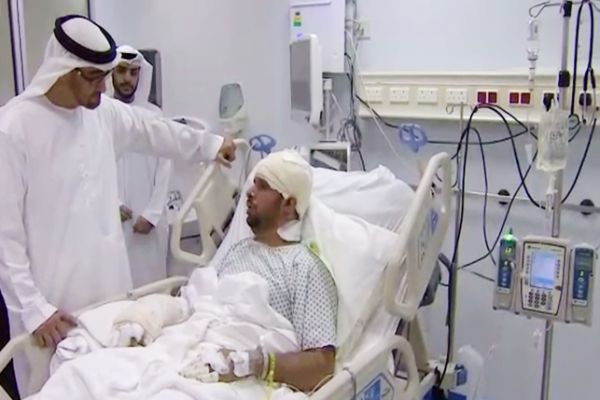 بالفيديو أحد مصابي قندهار يروي للشيخ محمد بن زايد (تفاصيل)