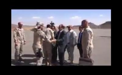 شاهد فيديو .. الفريق علي محسن الاحمر يصل إلى باقم في صعدة .. وكيف تم استقباله؟