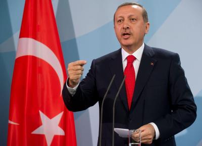 أردوغان يكشف عن أول ملك اطمأن عليه بعد الانقلاب الفاشل
