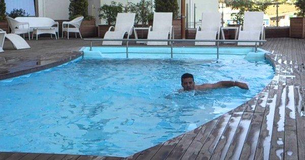 العثور على حوض سباحة من الخمر في دولة عربية