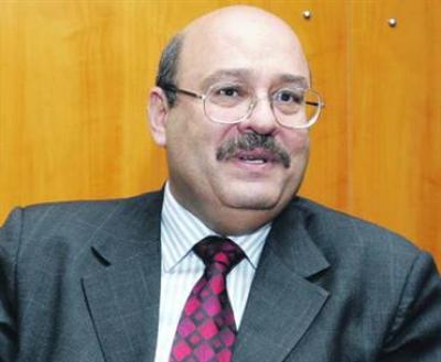 مدير مركز الاورام السرطانية ينفي محاولتة دخول المركز بالقوة ويوكد انه يؤمن بقوة القانون لاباالبلطجة