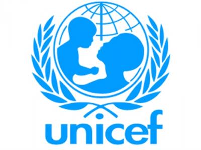 متحدث اليونيسيف: المنظمة علقت دعمها لطباعة مناهج دراسية بسبب تغييرات الحوثيين