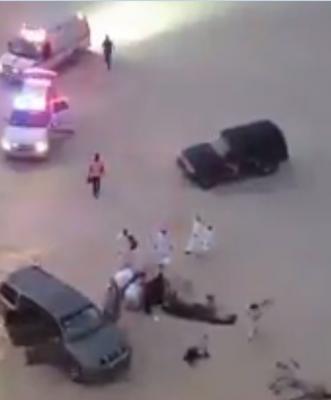 حفر في السعودية تبتلع المارة على طريق الرياض-الدمام