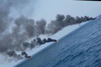البحرية السعودية تنشر فيديو تقول فيه انها اطاحت بزوارق حوثية في جازان