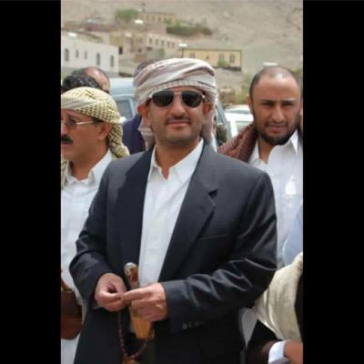 نجل شقيق صالح يرد على قناة العربية ويكشف حقيقة مهاجمة منزله ونهب أسلحة من قبل جماعة الحوثي