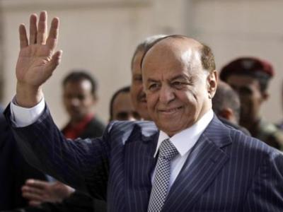 هادي يضع اليمن في عنق الزجاجة بقراراته، وانفجار وشيك للحرب، والمحافظون ينضمون لقادة الجيش ويرفضون التغيير