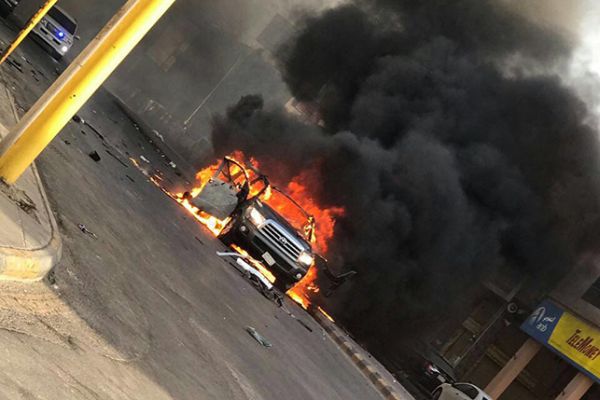 بالفيديو.. انفجار سيارة في سوق مياس بـ #القطيف السعودية