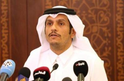 وزير خارجية قطر يكشف من باريس موقف بلاده من الوساطة الكويتية مع السعودية