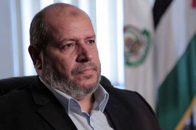 حماس تكشف سر خروج قياداتها من قطر