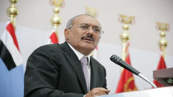 الشليمي ينقلب 360 درجة ويدعو دول الخليج إلى التحالف مع علي عبدالله صالح.. وينطق اسمه «على مضض» (شاهد)