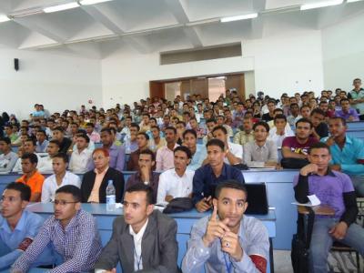 جامعة تعز تستضيف الخبير الدولي بالتنمية البشرية الدكتور الأشهب