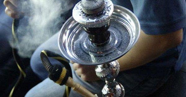 محاضر يحذر: الشيشة بها 69 مادة مسرطنة.. ابرزها أنها تقتل الخصوبة وتزيد وزن الجسم
