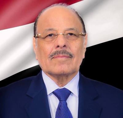 تجنب ذكر الإمارات: أول تعليق من الفريق «علي محسن الاحمر» على أحداث عدن، ويجري اتصالين بهذين القياديين !
