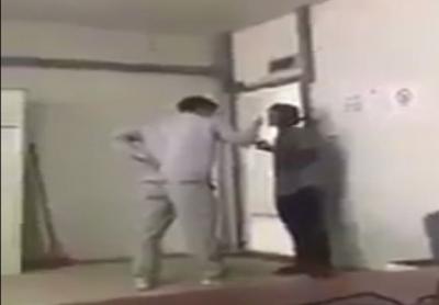 شاهد فيديو: صيني يهين سعودي داخل المملكة