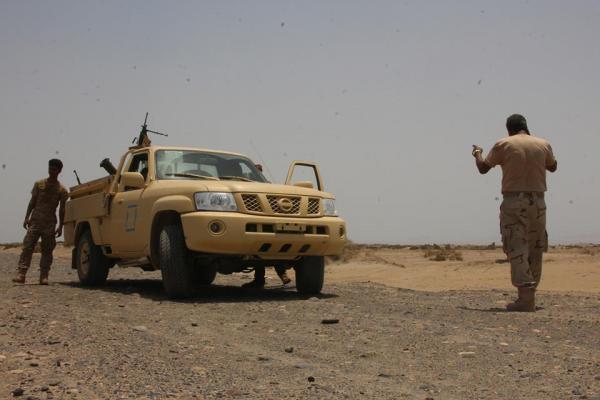 بعد اشتباكات عنيفة: قوات مكافحة الإرهاب في عدن تعتقل 2 من الضباط المقربين من الرئيس هادي في عدن (اسماء)