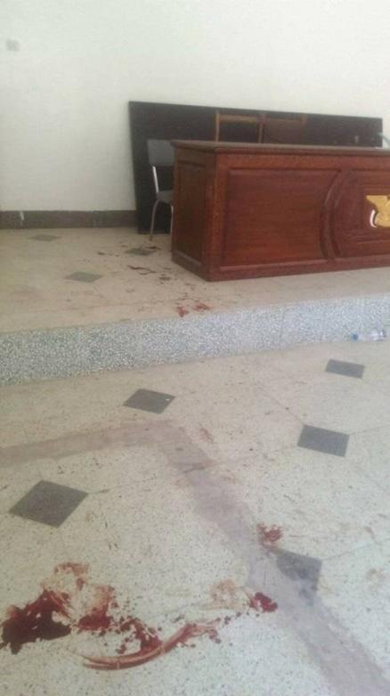 مقتل فتاة وسط محكمة في صنعاء أمام قاضي حوثي والقاتل!؟