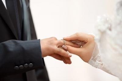 رجل أعمال تركي يفاجئ زوجته بـ"حيلة مدهشة" كي يتزوج بأخرى