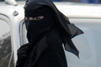 السجن عامين لشاب نزع نقاب طالبة سعودية بالقوة في اسكتلندا
