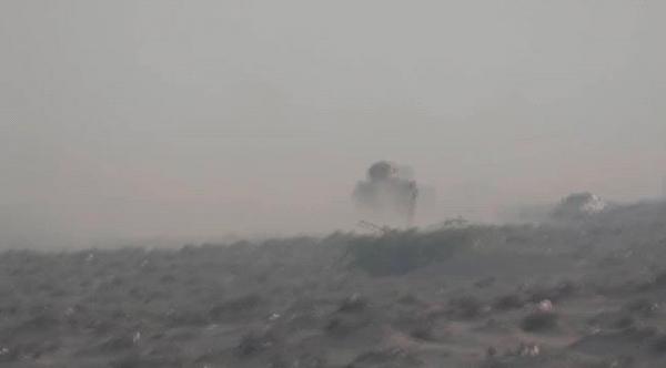 مدفعية المقاومة الوطنية تحطم تحصينات الحوثيين في الحديدة.. والقوات تتقدم على الارض