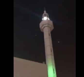 فيديو اوضح يكشف لحظة وصول الصاروخ الباليستي الحوثي إلى العاصمة السعودية الرياض .. شاهد ماذا حدث!