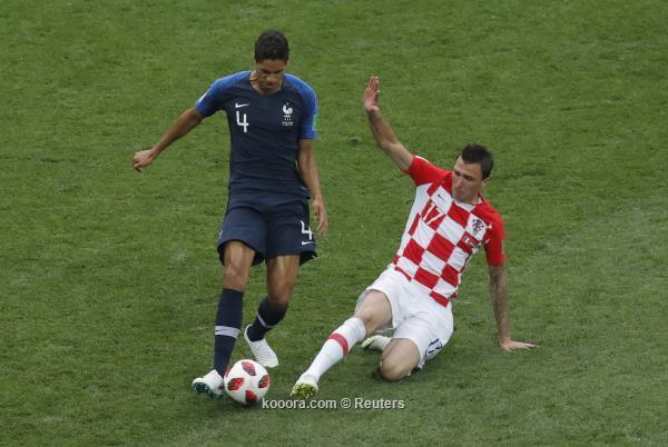 المنتخب الفرنسي يتوج بطلاً لكأس العالم بعد تغلبه على كرواتيا بأربعة اهداف مقابل هدفين