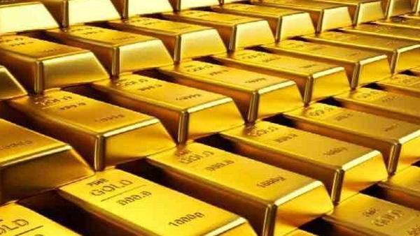 الذهب يرتفع لكنه يسجل خامس خسارة شهرية على التوالي