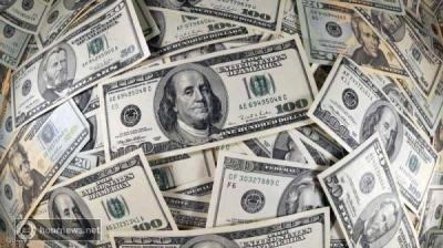 إليكم أسعار صرف الدولار والسعودي في صنعاء وعدن وحضرموت (قارن بنفسك)