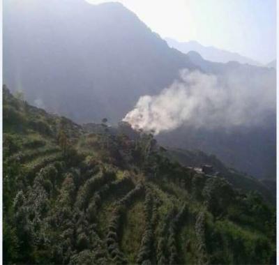 مواطن في ريمة يتصدى للحوثيين ويقتل ويصيب 18 منهم.. والاخيرين يفجرون منزله (صورة)