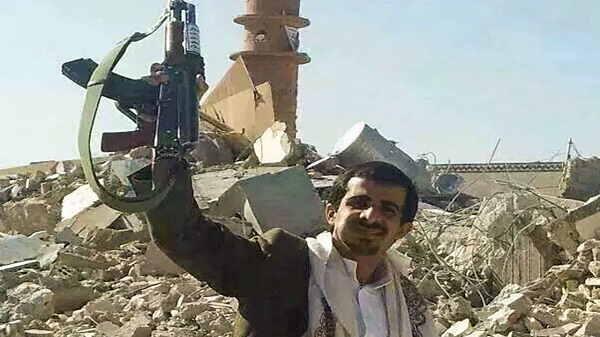 شاهد بالصورة كيف فجّر الحوثيون مسجدا ومدرسة تحفيظ للقرآن بمحافظة حجة.. ومنظر المصاحف