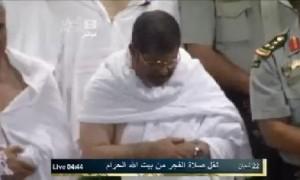 رئيس مصر يؤدى مناسك العمرة فجر اليوم في الحرم المكي الشريف.. ويتأثر بما قرأ الإمام ويبكي "فيديو"