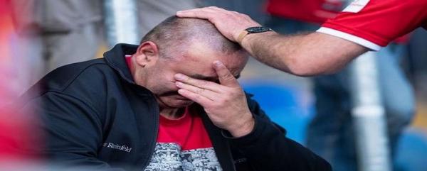 دولة تعلم مواطنيها فن البكاء