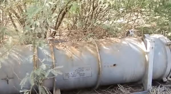 العمالقة تعثر على صواريخ بحرية أخفتها جماعة الحوثي في الساحل الغربي