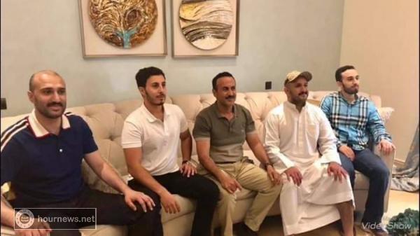 شاهد.. اول صورة تظهر أبناء الرئيس الراحل "علي عبدالله صالح" في الامارات وهم مجتمعين