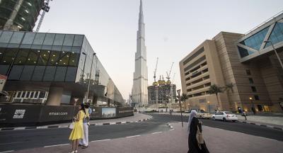 القبض على ثلاثة خليجيين ارتكبوا أول جريمة من نوعها في الإمارات