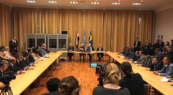 حكومة اليمن والحوثيون يتبادلان كشوفات الأسرى والمعتقلين