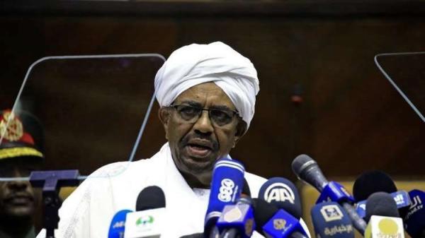 الرئيس السوداني عمر البشير يدعو الشرطة السودانية لتجنب استخدام القوة المفرطة ضد المتظاهرين