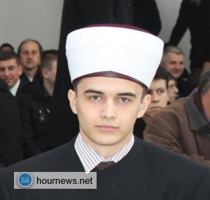 داود أفنديتش : في السابعة عشرة من عمره ومن أفضل قارئي القرآن في العالم