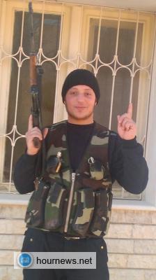 والدة الشهيد عمار الجمزاوي زغردت في زفّته وتنبأت باستشهاده قبل تنفيذه العملية بساعة والدة الشهيد عمار الجمزاوي زغردت في زفّته وتنبأت باستشهاده قبل تنفيذه العملية بساعة