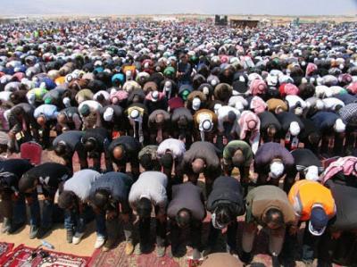 مذكرات ليست شخصية ( 12 )  ميلي نيديلكوفسكي يكتب أغاني للربيع العربي ومسيرة القدس ويوم الأرض 