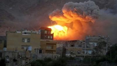 شاهدبالفيديو:  لحظة سقوط صاروخ بالقرب من حديقة "فن سيتي" بالعاصمة صنعاء