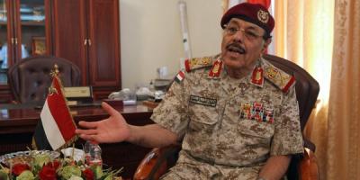 عاجل:هادي يطيح ب" بحاح" و يعين علي محسن الأحمر نائباً للرئيس وبن دغر رئيساً للحكومة